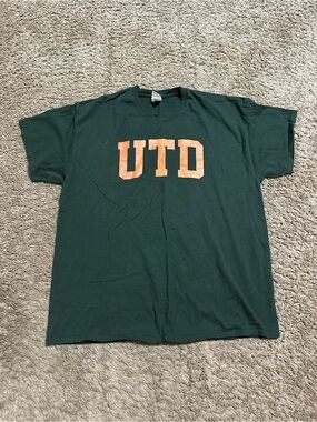 Vintage NCAA UTD “dark green” shirt 00s size XL